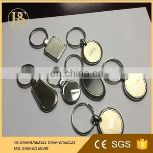 Souvenir Car Wedding Keychain thumbnail-2