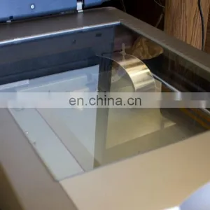 Low Iron Ultra Clear Tempered Glass for Scanner With AR Coating thumbnail-2