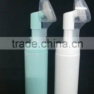 150ml Plastic Cosmetic Foam Pump Bottle With Soft Brush thumbnail-4