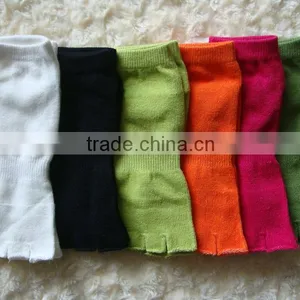 Logo Print Welcomed Anti Slip Yoga Socks thumbnail-1