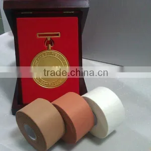 T-Hot Sale Sports Strapping Tape 38mmx10m OEM for European Sports Tapes thumbnail-1