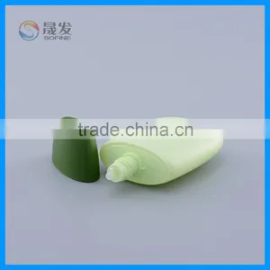 Body Sunscreen Lotion Bottle thumbnail-3