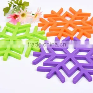 Table Decorative Mesh Snow Style Silicone Table Mat thumbnail-4