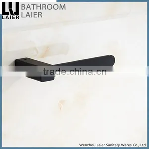 Elegant Hotel Decorative Zinc Alloy Soft Feeling Bathroom Sanitary Items Wall Mounted Toilet Paper Holder thumbnail-2