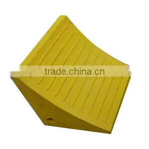 GT-09U PU Wheel Chock Stopper thumbnail-1