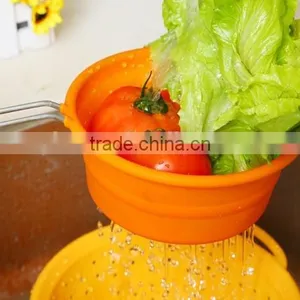Kitchen Tools Strainers and Colanders Collapsible Silicone Colander thumbnail-1
