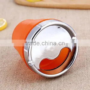 PP Material Top Quality Big Size Ashtray thumbnail-5