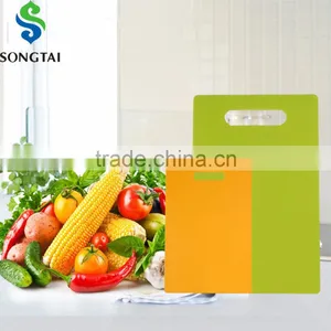 Set of 2 Pcs Plastic Cutting Board thumbnail-1