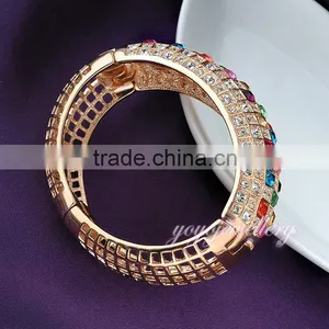 Luxury Crystal Buckingham Jewellery Latest Design Daily Wear Bangle thumbnail-5