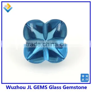 Synthetic Glass Gem Stone With Four Leaf Clover Stone thumbnail-1