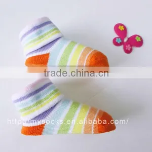 Vivid Rainbow Ankle Socks thumbnail-2
