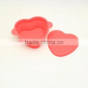 Heart Shape Silicone Bowl With Lid thumbnail-2