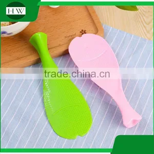 Kitchen Accessories Creative Multipurpose Plastic Long Handle Fish Stand Shovel Ladle Scoop Rice Spoon thumbnail-4