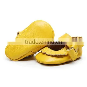 Wholesale Lace Shoes Lovely Lyellow Baby Shoes With New Design thumbnail-3