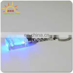 Wholesale Multi-color Led Diamond Outlook Shaped Crystal Cheap Keychain thumbnail-5