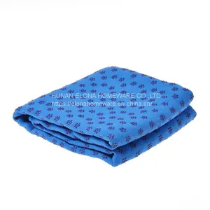 Suede Eco Friendly Material Organic Non Slip Yoga Mat Towel thumbnail-4