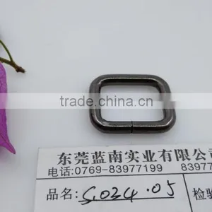 High Quality Sliver Metal Square Buckle for Bag Parts China Supplier thumbnail-1