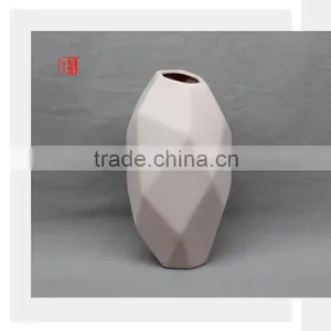Color Clay Porcelain Geometric Shape Decoration Mini Flower Vase thumbnail-5