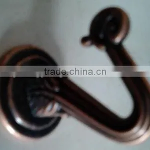 Hooks thumbnail-1