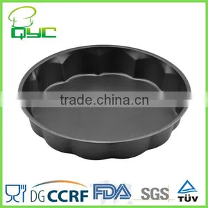 Non-Stick Carbon Steel Fluted Pie Pan 12 Inch thumbnail-4
