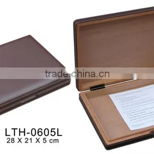 Spanish Cedar Leather Cigar Humidor Box thumbnail-1