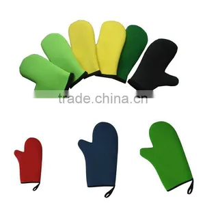 Neoprene Cooking Gloves thumbnail-1