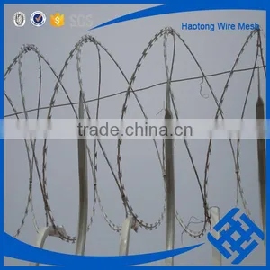 450mm Coil Diameter Concertina Electric Galvanized/hot-dipped Galvanized Razor Barbed Wire thumbnail-6