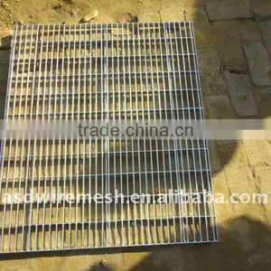 Serrated Steel Grating thumbnail-1