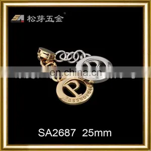 Contemporary Classical Zinc Alloy Car Logo Keychain thumbnail-1