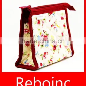 Cosmetic Bag Wheels thumbnail-1