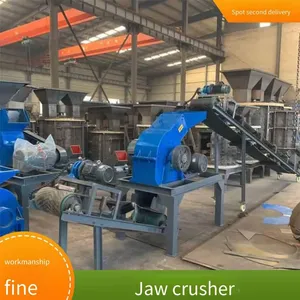 Mobile Gravel Truck, Large Iron Ore Crusher, 12 Stone Crusher Equipment, Mobile Sand and Gravel Production Line thumbnail-1