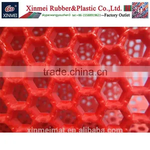 Honeycomb Hollow Out Pvc Plastic Floor Fold Able Door Mat Wholesale in Rolls thumbnail-5