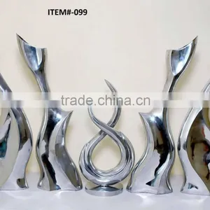 Various Design Vases thumbnail-1
