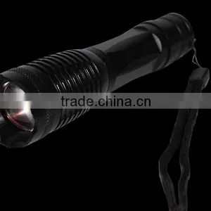 T6 Flashlight Outdoor Telescopic Zoom Tactical LED Flashlight thumbnail-4