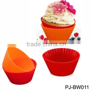 Silicone Cake Molds thumbnail-1