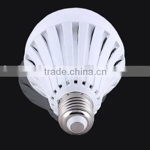 5w 7w 9w 12w Smd5730 Rechargeable Led Emergency Light Bulb With Battery thumbnail-4