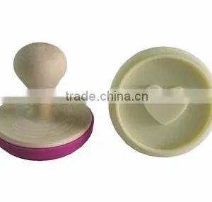Customize and Fashionable LOVE HEART Silicone Cookie Stamps With Wooden Handle thumbnail-3