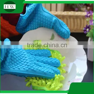 Kitchen Non-stick Cartoon Pig Silicone Bbq Baking Grill Heat Resistant Oven Finger Glove Gloves thumbnail-4