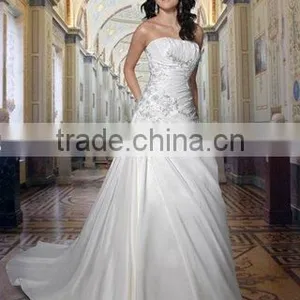 Stunning Raised Embroidery On Sweetheart Beautiful Bridal Dress thumbnail-1