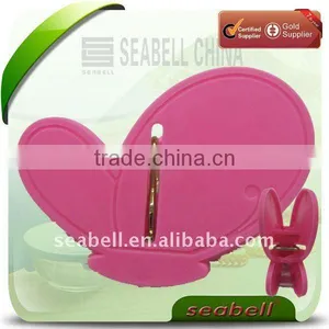 Plastic Clothes Pegs thumbnail-1