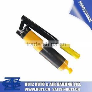 400CC Hand Grease Gun GG400U01C thumbnail-1