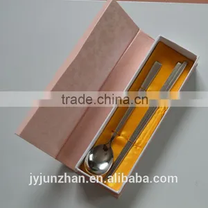 Supermarket Hot-sell Stainless Steel Spoon and Chopsticks Sets With Gift Box Packing thumbnail-1