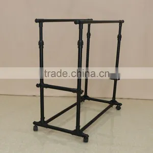 Adjustable Metal Display Hanging Rack With Wheels thumbnail-1