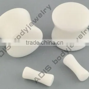 Wholesale Milky White Stone Ear Bone Ear Plug thumbnail-1