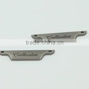 Custom Garment Fashionable Nickel Free Sewing Clothing Metal Label With 2 Holes thumbnail-2