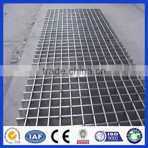 DM Bigger Round Holes Customized Hot Dip Galvanized Steel Grating Galvanized Plain Steel Bar Grating thumbnail-4