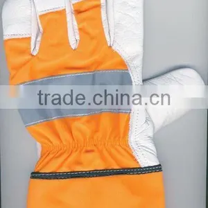 Reflective Work Glove thumbnail-1