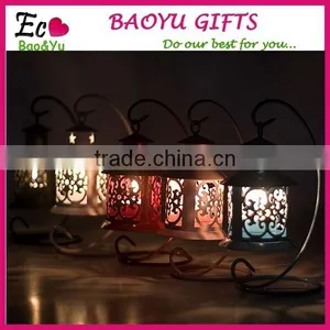 Mediterranean Style Furnishing Articles Red Wrought Iron Candle Holders Metal Candlesticks Table House Wedding Decoration thumbnail-1