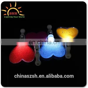 Beautiful Heart Shaped LED Glow Stick for Party thumbnail-2