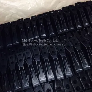 JCB BUCKET TOOTH AND SIDE CUTTERS thumbnail-1